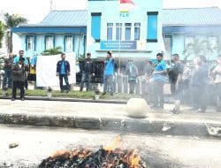 Warga Berau Demo PLN, Karena Sering Mati Lampu