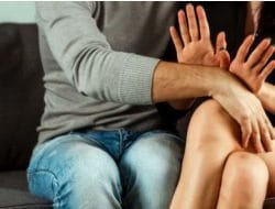 Diduga Cabuli 2 Wanita di Puskesmas, Oknum Polisi Bone diTangkap Propam