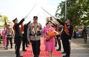 Upacara Welcome And Farewell Parade Kapolda Sulbar