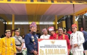 HUT Toraja Utara Ke-15 dan Bantuan Rp8 M, Gubernur Sulsel : Umpemeloi Toraya