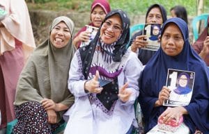 Husniah Talenrang Sapa Ratusan Warga Bontonompo