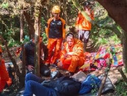 Pendaki Wanita Cidera, Tim SAR Evakuasi dari Pos 8 Gunung Bawakaraeng