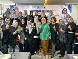 Aliyah Mustika Sosialisasi KIE Obat dan Makanan, Mencerdaskan Masyarakat Sulsel