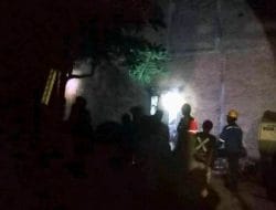 Jelang Tengah Malam, Satu Unit Rumah di Desa Towata Takalar Terbakar