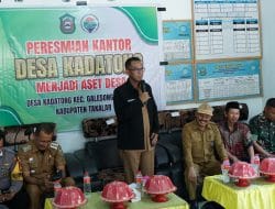 Sah Menjadi Aset Desa, Pj. Bupati Takalar Resmikan Kantor Desa Kadatong