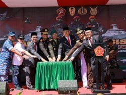 Momentum HUT TNI, Wali Kota Danny : Masyarakat Makassar Turut Bergembira, TNI Dekat dengan Rakyat