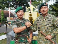 Pangdam XIV/Hsn – Pangdivif 3/Kostrad Resmikan Monumen Meriam 76 mm dan Rehabilitasi Taman Mako Yon Armed 6/Tamarunang/3 Kostrad