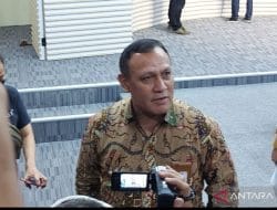 Soal Pemerasan Eks Mentan , Ketua KPK Firli Bahuri Diminta Mundur dan Terancam Hukuman Seumur Hidup