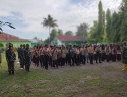 Personel Koramil Pattallassang Ajak Para Santri Pesantren AL-QAMAR Bajeng, Gotong Royong Bersihkan Saluran Air