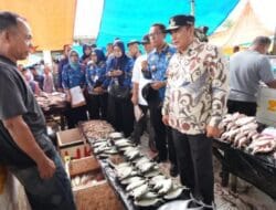 Pastikan Stok dan Harga Kebutuhan Pokok di Takalar Stabil, Pj Gubernur Sulsel : Stoknya Selalu Tersedia