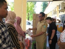 Majukan UMKM Takalar : Pj. Bupati Serahkan Bantuan Fasilitas Peralatan Unit Usaha 