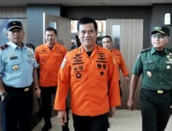 Irdam XIV/Hsn Mewakili Pangdam Mengantar Keberangkatan Kabasarnas RI