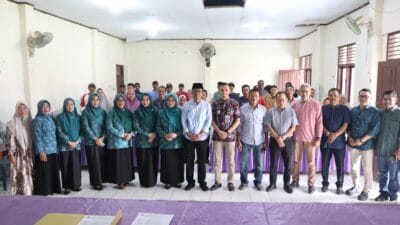 Jelang Idul Fitri, Masyarakat Miskin Ekstrem dapat Paket Sembako dari Pj. Bupati dan Pj. Ketua PKK Takalar