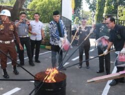 Ikut Musnahkan Barang Bukti Narkotika, Sekda Takalar Pencegahan Narkotika di Takalar harus ditingkatkan