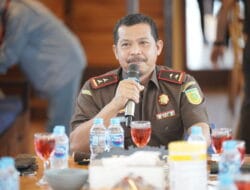Kejati Sulsel Bincang Sore Diatas Kapal Phinisi, Bahas Sosialisasi Nota Kesepahaman Antara Kejaksaan Dan TNI Terkait Bidang Pidana Militer