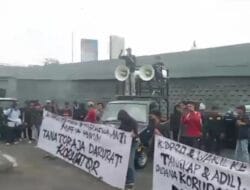 Dugaan Penyimpangan Anggaran DPRD Tana Toraja, Aliansi Mahasiswa dan Pemuda Anti Mafia Hukum Aksi di Kejati Sulsel