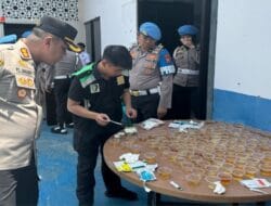Bidpropam Polda Sulsel dan Bid Dokkes Polda Sulsel Tes Urine Mendadak di Polres Gowa