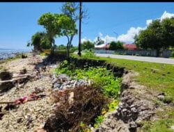 Abrasi Mengancam Badan Jalan Nasional di Kabupaten Buru