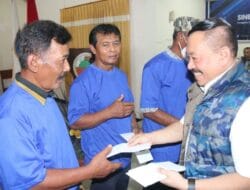 Sartono Tegaskan Pentingnya Demokrasi Berlandaskan Pancasila di Ponorogo, Sambil Salurkan Bantuan ke Masyarakat