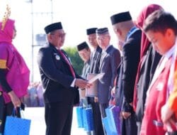 Upacara Hardiknas Takalar 2025: Bupati Daeng Manye Beri Penghargaan Kepada Guru dan Siswa Berprestasi 