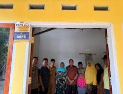 Harunya Warga Gowa Saat Rumah Dibedah: “Terima Kasih Pak Hamka B Kady, Rumah Kami Kini Layak Huni”