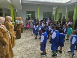 Hari Pertama Sekolah, Intip Kegiatan MPLS Ramah TKN Dharma Wanita Mangarabombang