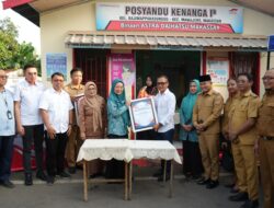 Ketua TP PKK Makassar Beri Penghargaan ke Astra Daihatsu atas Dukungan Program CSR Posyandu