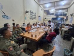 PD Pasar Makassar Tertibkan Pedagang Bayangan, Alihkan di Zona Nyaman