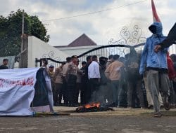 Perdana, Rujab Bupati Takalar Didemo! Mahasiswa Tolak Pembangunan Kantor Rp50 Miliar