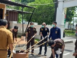 Kejari Takalar Jaga Marwah Hukum, Musnahkan Barang Bukti Beragam Kasus “Tegaskan Komitmen Berantas Kejahatan”