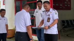 Perpisahan Penuh Haru, Pengabdian Saharuddin Ditutup dengan Penghormatan