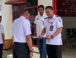 Perpisahan Penuh Haru, Pengabdian Saharuddin Ditutup dengan Penghormatan