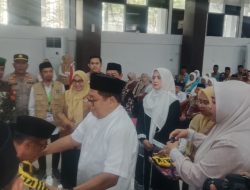 Air Mata di Balik Keberangkatan: Bupati Takalar Melepas 72 Jemaah Haji
