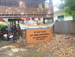 Kantor UPT Dikbudpora Mangarabombang Disorot, Lingkungan Kumuh dan Dipenuhi Sampah