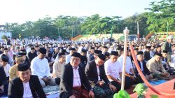 Bupati Takalar Salat Idul Adha di Lapangan Makkatang, Ajak Warga Tinggalkan Ego demi Kemajuan Daerah