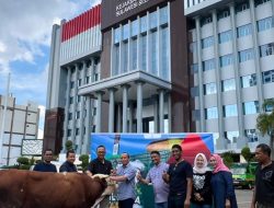 Kejati Sulsel Qurbankan 11 Sapi pada Idul Adha 1447 H, Kajati Ajak Perkuat Kepedulian Sosial