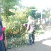 Koramil 1426-07/Pattallassang Bersama Warga Gelar Karya Bakti Bersihkan Lingkungan Kelurahan Pappa