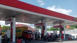 Antrean Solar Mengular, Warga Minta Dugaan Penyelewengan BBM Subsidi di SPBU Panaikang Diusut