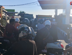 Krisis Pertalite di Takalar, Antrean Motor dan Mobil Mengular di SPBU Panaikang