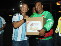 Nobar Piala Dunia dan Bansos Warnai Hari Bhayangkara ke-80, Brimob Polda Sulsel Ajak Masyarakat Perkuat Kebersamaan