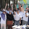 Reuni 40 Tahun Elektro 86 Unhas Tinggalkan Jejak Hijau, Daeng Manye Lepas 1.000 Burung di Pulau Sanrobengi