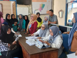 Rumah Layanan Warga Pattallassang Diserbu Antrean, Lurah Sukri: Pemerintah Dekatkan Pelayanan ke Masyarakat
