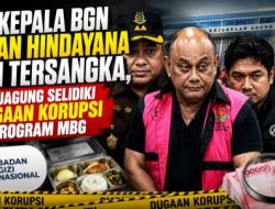 Sehari Setelah Dicopot Prabowo, Dadan Hindayana Keluar dari Kejagung Pakai Rompi Tahanan